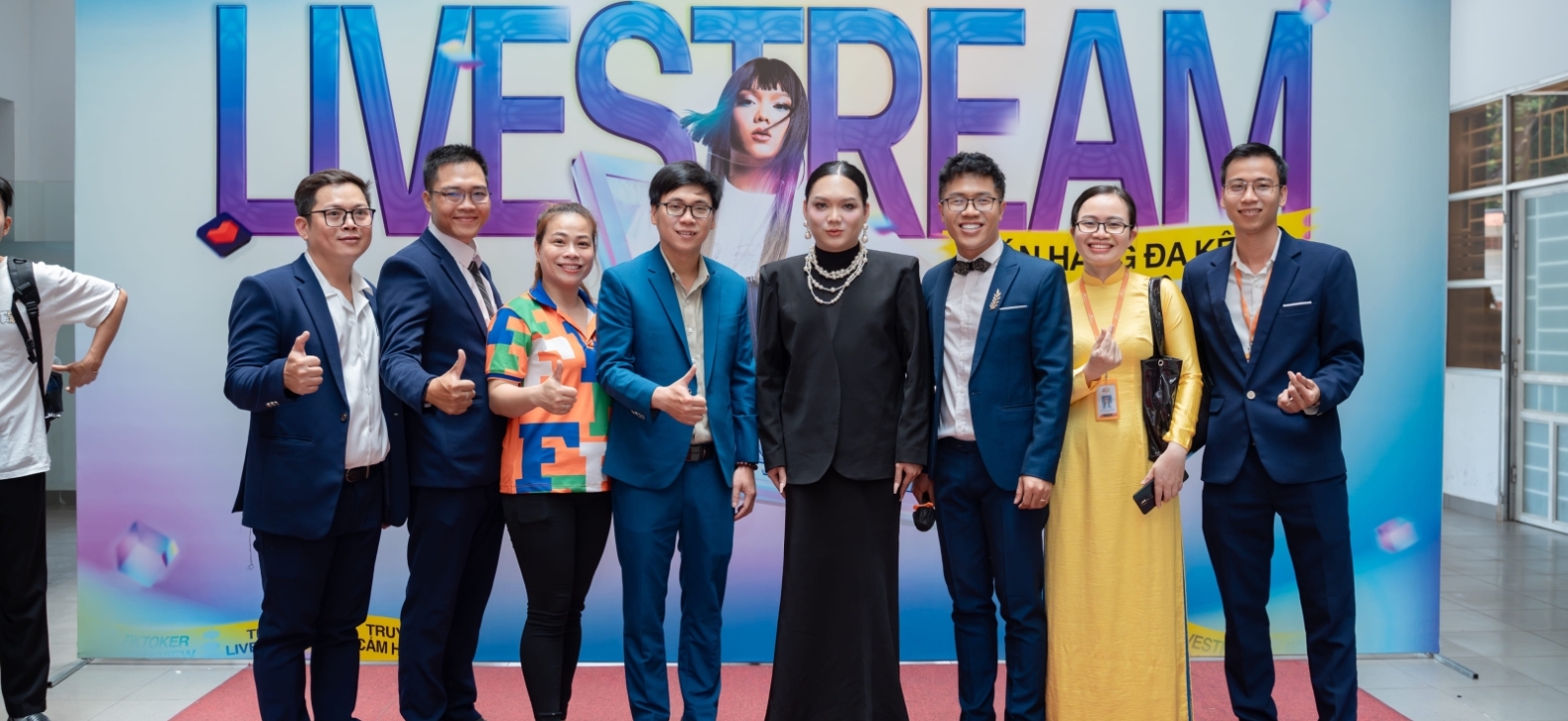 Những khoảnh khắc đẹp của Phạm Thoại tại FPT Polytechnic