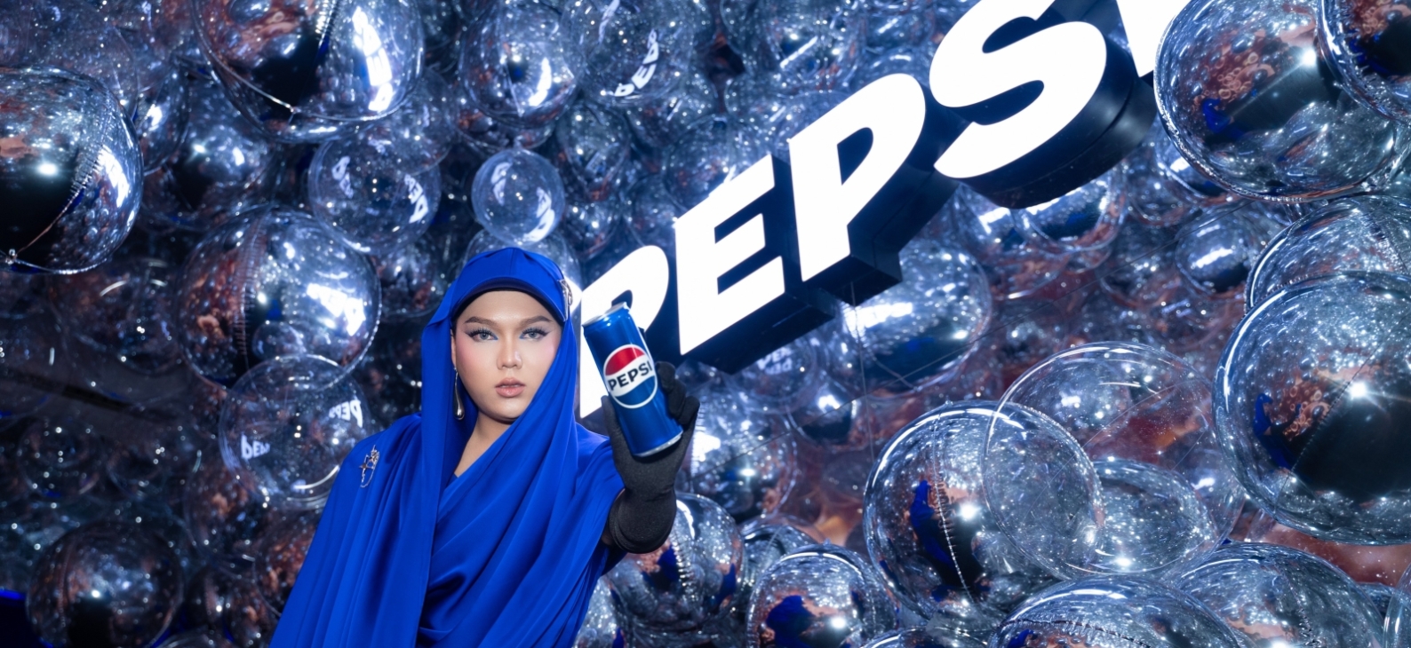Phạm Thoại “bắn ảnh” cực đãaa tại sự kiện Đại Nhạc Hội Pepsi - Thirsty For More 