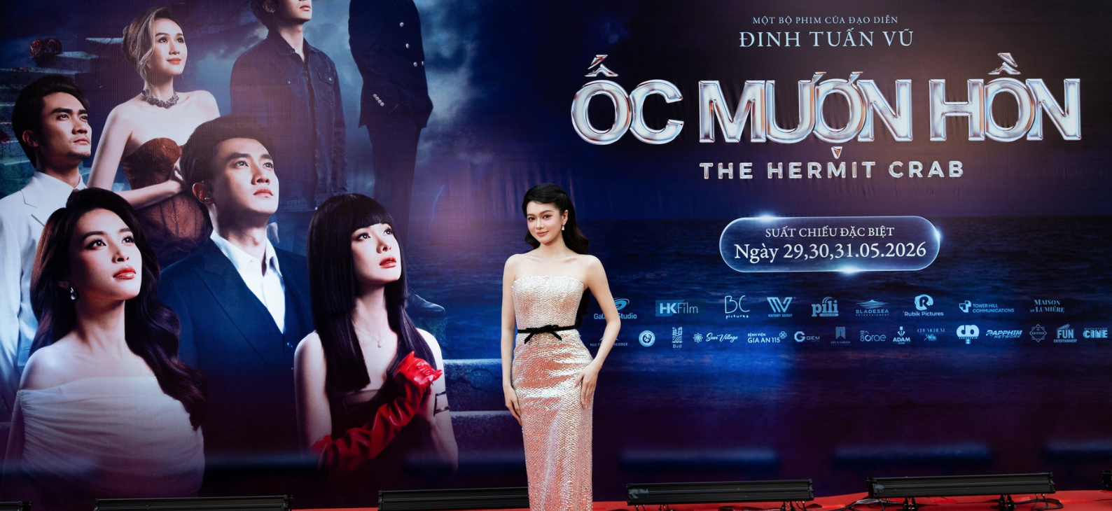 Yên Đan giới thiệu vai diễn điện ảnh đầu tiên tại premiere “Ốc Mượn Hồn”