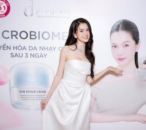 Yên Đan tại sự kiện 7 ngày chuyển hoá da nhạy cảm cùng dProgram Vietnam