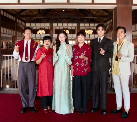 Đỗ Nhật Hoàng cùng đoàn phim mang câu chuyện của "Mưa Đỏ" đến Liên hoan phim châu Á Đà Nẵng lần thứ IV