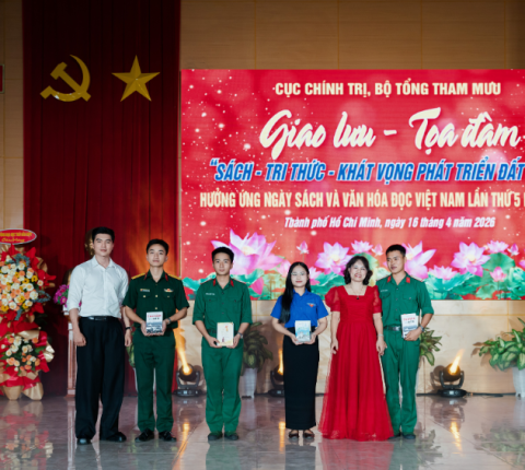 Steven Nguyễn lan tỏa văn hóa đọc tại lễ khai mạc “Thư viên lưu động” của Bộ Tổng Tham mưu Quân đội nhân dân Việt Nam 